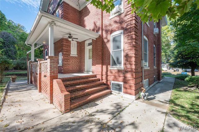1215 Union Street, Alton, IL 62002