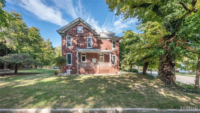 1215 Union Street, Alton, IL 62002