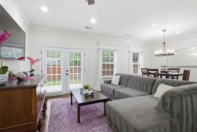 1505 Lakeview Drive, Grand Prairie, TX 75051