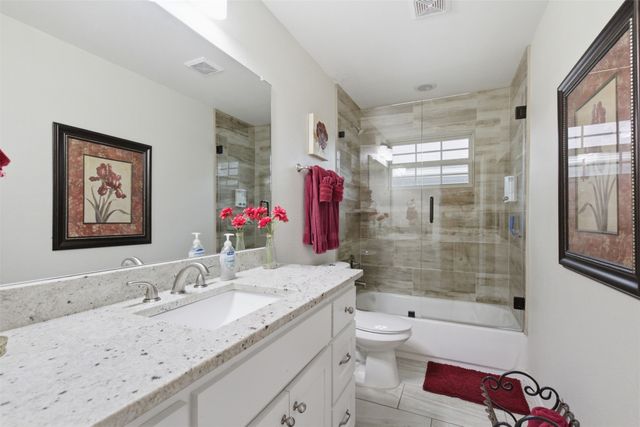 1505 Lakeview Drive, Grand Prairie, TX 75051
