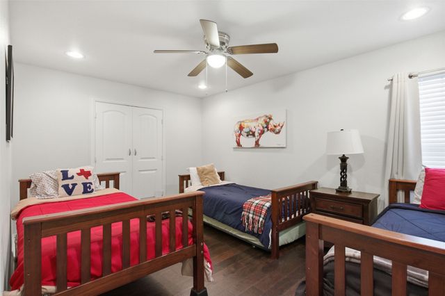 1505 Lakeview Drive, Grand Prairie, TX 75051