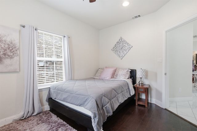 1505 Lakeview Drive, Grand Prairie, TX 75051