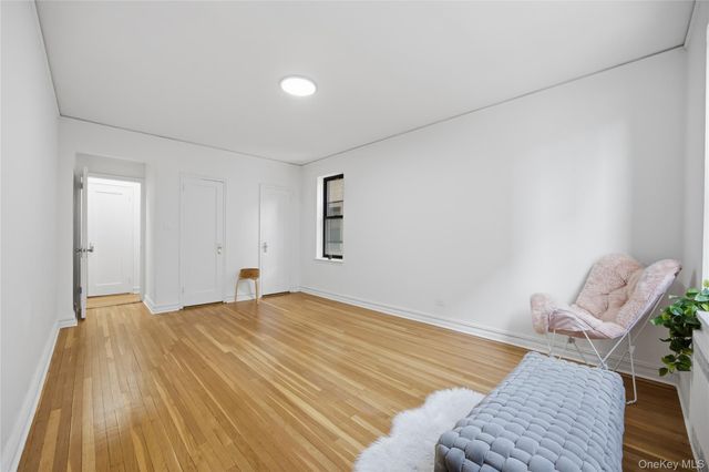 35-35 75th Street 324, Jackson Heights, NY 11372