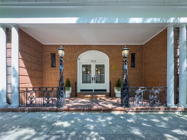 35-35 75th Street 324, Jackson Heights, NY 11372