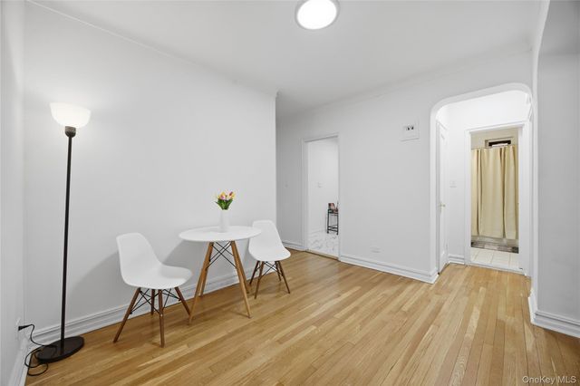 35-35 75th Street 324, Jackson Heights, NY 11372