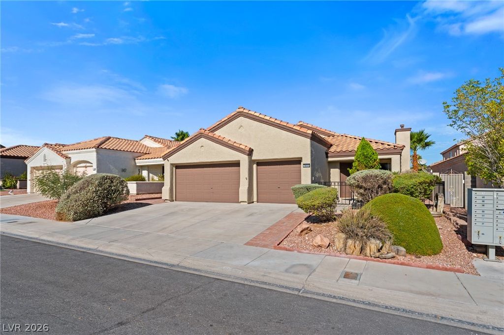 7852 Morning Flower Lane, Las Vegas, NV 89129 — photo 2