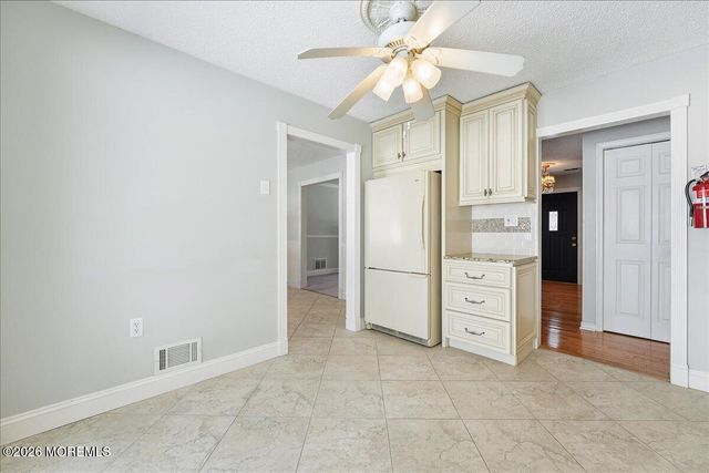 514 Leawood Avenue, Toms River, NJ 08755