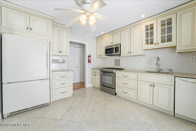 514 Leawood Avenue, Toms River, NJ 08755