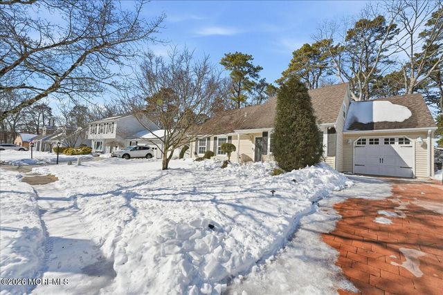 514 Leawood Avenue, Toms River, NJ 08755