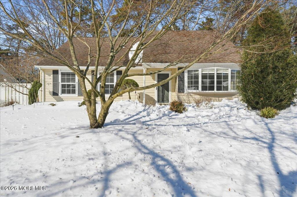 514 Leawood Avenue, Toms River, NJ 08755