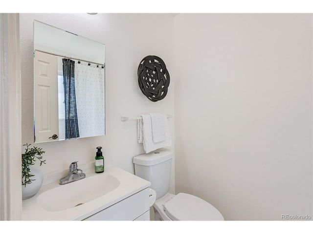751 S Moline St, Aurora, CO 80012