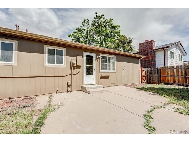 751 S Moline St, Aurora, CO 80012