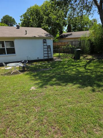1003 Quincy Circle, Garland, TX 75040