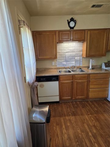 1003 Quincy Circle, Garland, TX 75040