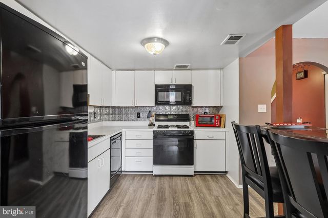4449 ERNIE DAVIS CIR, Philadelphia, PA 19154