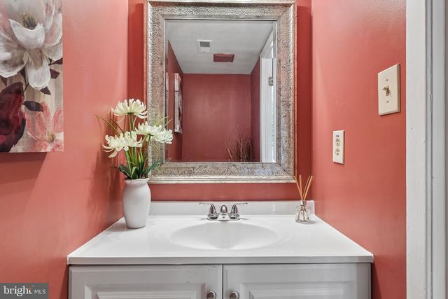 4449 ERNIE DAVIS CIR, Philadelphia, PA 19154