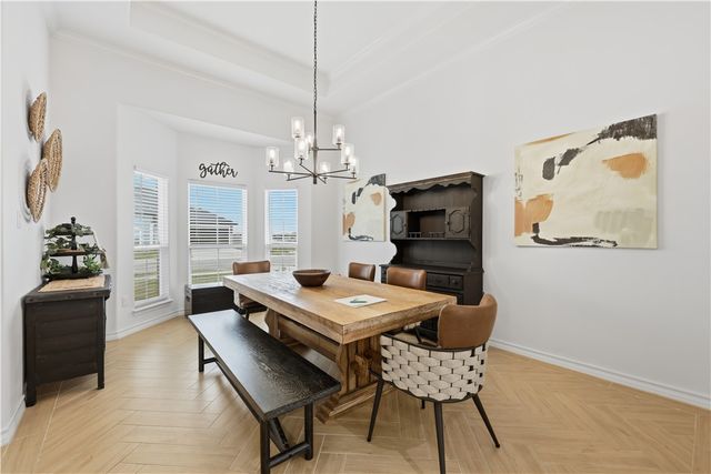 105 Sapphire St, Portland, TX 78374