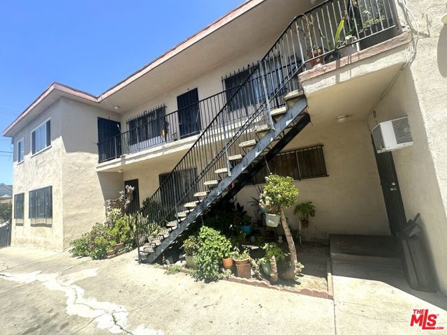 1138 Fedora Street, Los Angeles, CA 90006