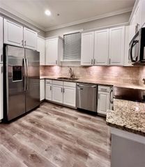 5353 Memorial Drive 3009, Houston, TX 77007