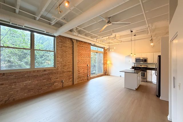 1740 N Maplewood Avenue 122, Chicago, IL 60647