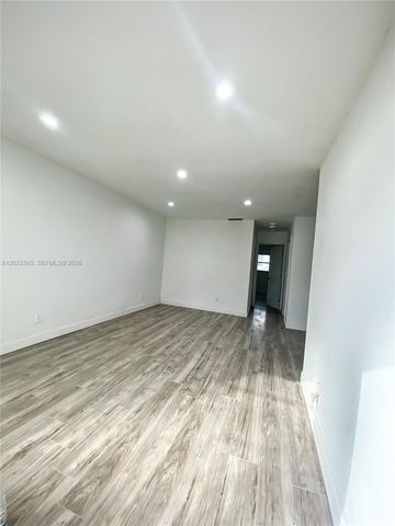 3000 NW 5th Ter 129, Pompano Beach, FL 33064