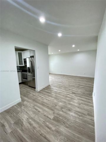3000 NW 5th Ter 129, Pompano Beach, FL 33064