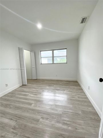 3000 NW 5th Ter 129, Pompano Beach, FL 33064