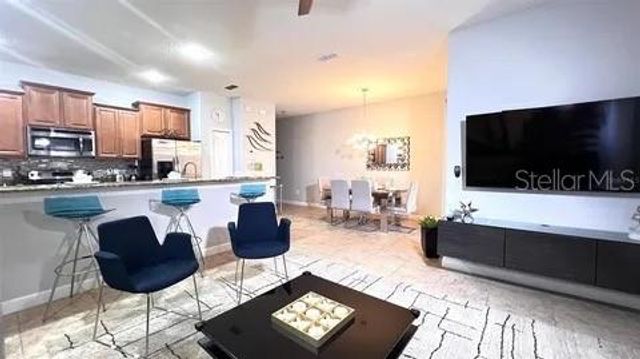 8961 BISMARCK PALM RD, Kissimmee, FL 34747