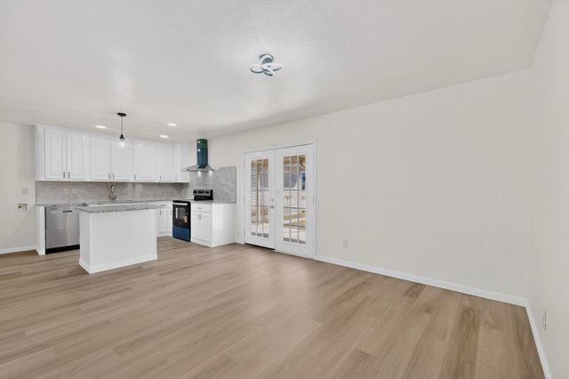 700 Via Barcelona, Mesquite, TX 75150