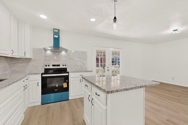 700 Via Barcelona, Mesquite, TX 75150