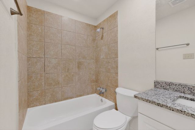 700 Via Barcelona, Mesquite, TX 75150