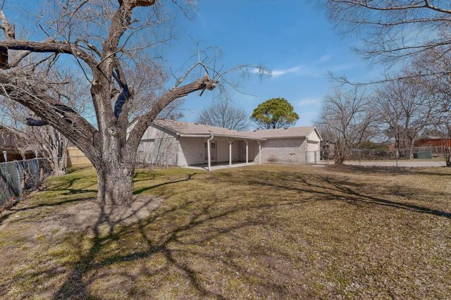 700 Via Barcelona, Mesquite, TX 75150