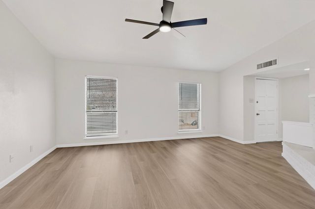 700 Via Barcelona, Mesquite, TX 75150