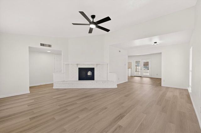 700 Via Barcelona, Mesquite, TX 75150