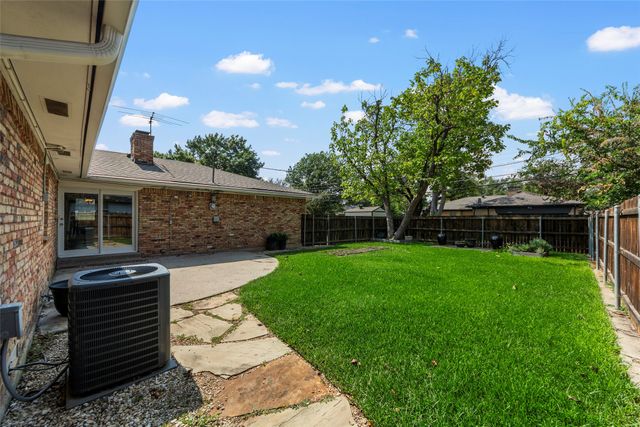 8405 Bocowood Drive, Dallas, TX 75228