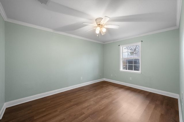 209 Lone Star Road, Trinidad, TX 75163