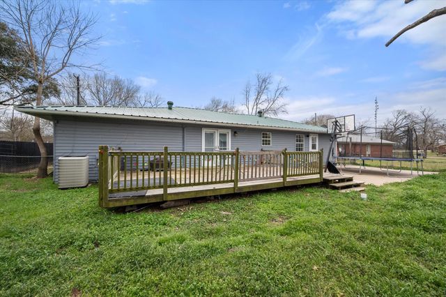 209 Lone Star Road, Trinidad, TX 75163