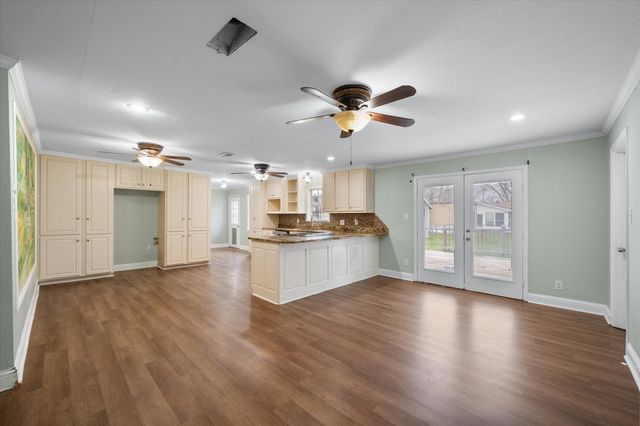 209 Lone Star Road, Trinidad, TX 75163