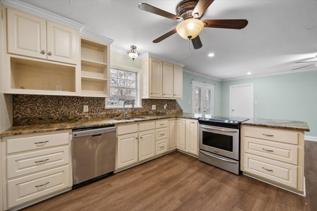 209 Lone Star Road, Trinidad, TX 75163