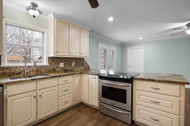 209 Lone Star Road, Trinidad, TX 75163