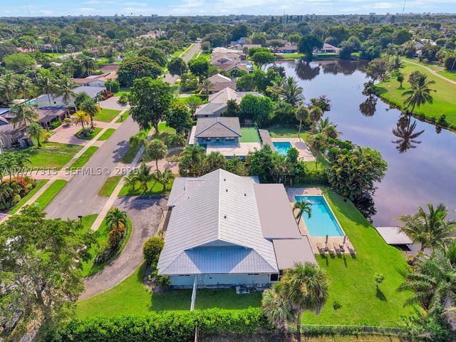 3324 Lakeview Blvd, Delray Beach, FL 33445