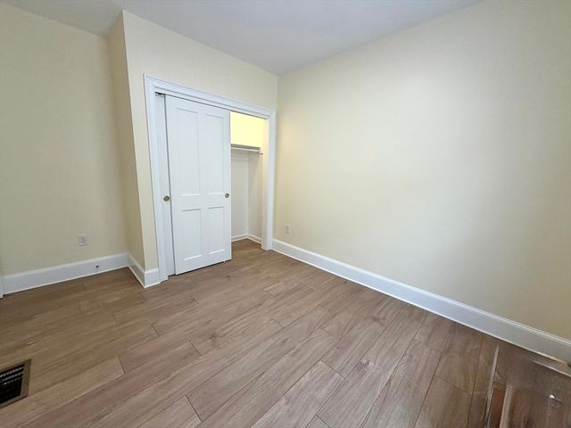 67 Jewett St 1, Newton, MA 02458