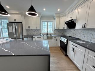 67 Jewett St 1, Newton, MA 02458