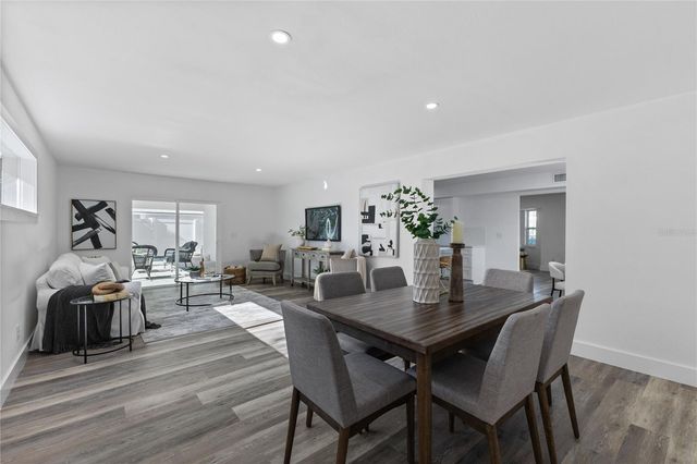 4902 STOLLS AVENUE, Tampa, FL 33615