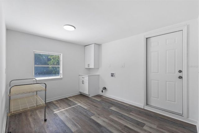 4902 STOLLS AVENUE, Tampa, FL 33615