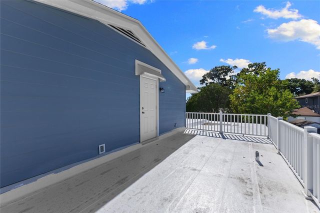 4902 STOLLS AVENUE, Tampa, FL 33615