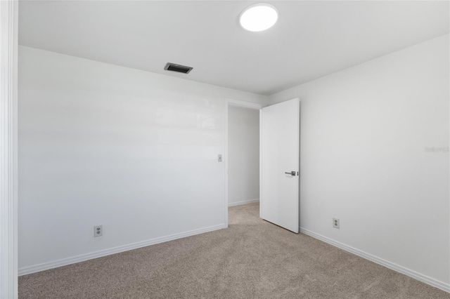 4902 STOLLS AVENUE, Tampa, FL 33615