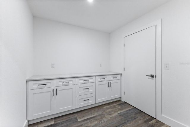 4902 STOLLS AVENUE, Tampa, FL 33615