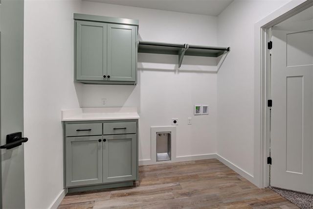 16105 Navarra Way, Oklahoma City, OK 73170