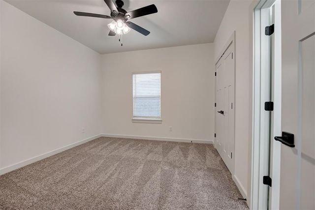 16105 Navarra Way, Oklahoma City, OK 73170